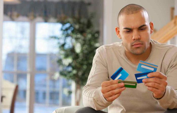 Sztuczki zakupów internetowych: jak zapłacić za "Aliexpress" za pośrednictwem karty z Savings Bank?