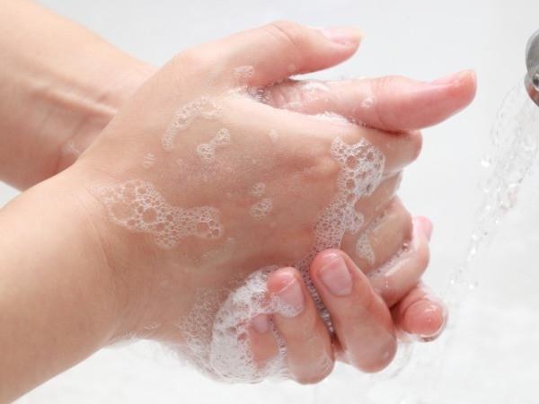 Pryszcze na rękach - przyczyny pojawienia się i leczenia